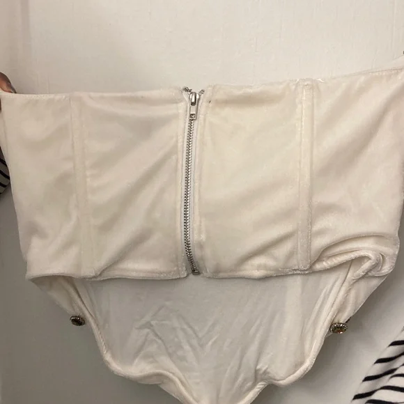 AKIRA White Gem-Embellished Bustier - Picture 3 of 4